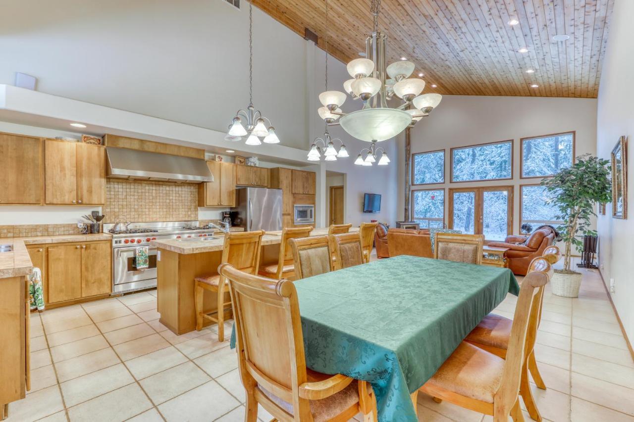 Elk Tracks Lodge Pine Glen Extérieur photo