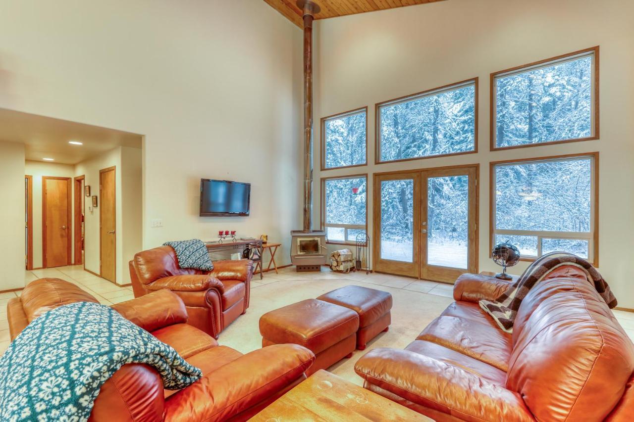 Elk Tracks Lodge Pine Glen Extérieur photo